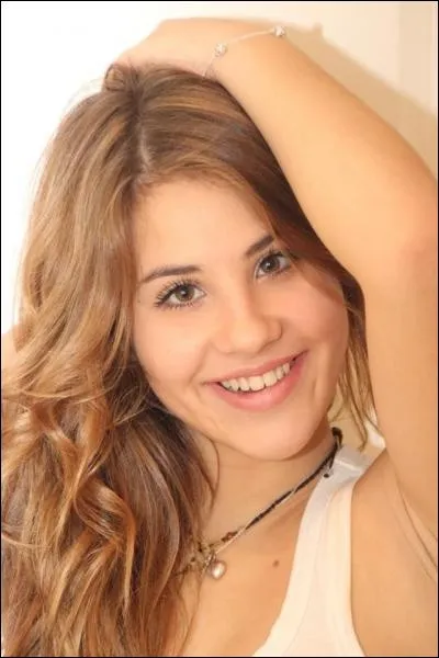 Qui est-elle pour Nata dans la série ?