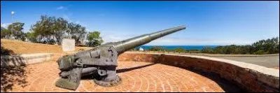 Durant la Seconde Guerre mondiale, la population calédonienne est environ de 50.000 habitants. Mais combien d'Américains ont transité au total sur le territoire durant ce conflit ?