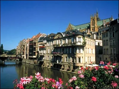 Comment se nomment les habitants de Metz ?