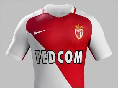 À quel club appartient ce maillot ?
