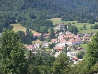 Grand'-Combe-Châteleu est un village de l'ancienne région Franche-Comté, situé dans le département ...