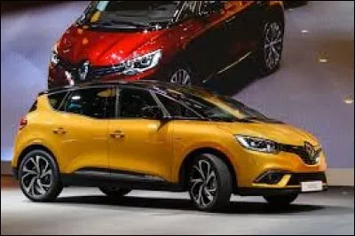 Nous partons sur le stand Renault pour découvrir le nouveau ...