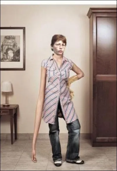 Quelle est la particularité physique de Slenderman ?