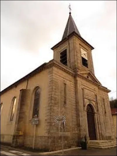 Voici l'église Saint-Christophe de Pierre-la-Treiche. Village lorrain dans l'arrondissement et le canton de Toul, il se situe dans le département ...