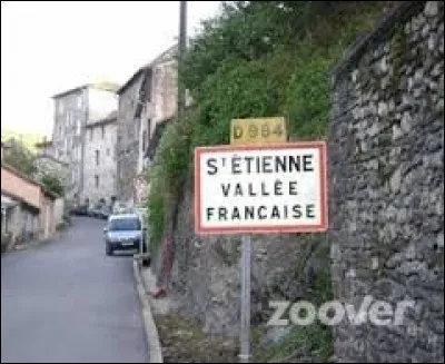 Village Lozérien au cur des Cévennes, Saint-Étienne-Vallée-Française se situe dans l'ancienne région ...