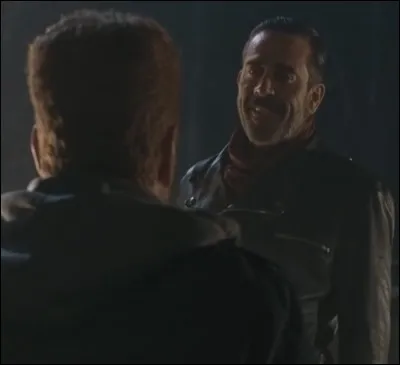 Que dit Negan en regardant Abraham ?