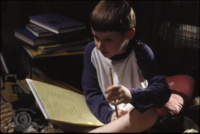 Ce joli film, le premier réalisé par Jodie Foster, raconte l'histoire d'un enfant unique élevé par sa mère, et qui est un surdoué. "L'homme" du titre est ?