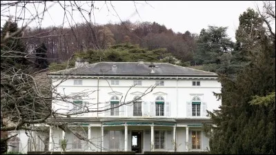 Où s'installe-t-il à la fin de sa vie ?