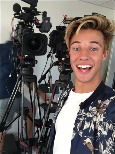 Comment s'appelle son groupe de vineurs ?