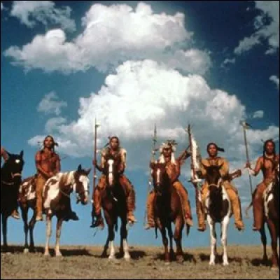 Ce film de Kevin Kostner, réalisé en 1990, a pour cadre le grandes plaines de l'ouest américain. Quel est son titre ?