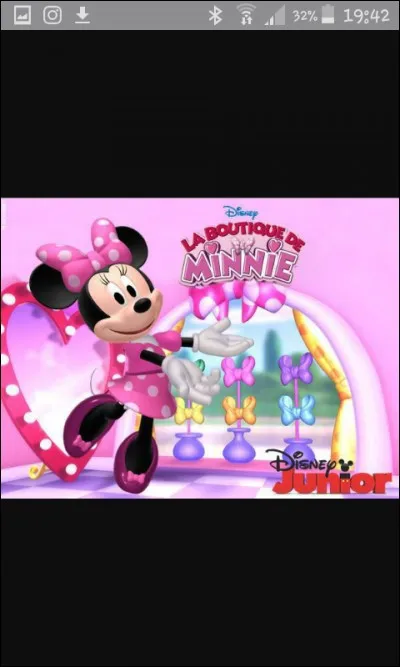 Minnie a une boutique de :