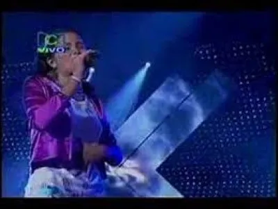 À quel âge a-t-elle participé au concours X-Factor ?