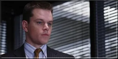 Quant à Colin Sullivan, il a été missionné par Costello pour être son indic dans la police d'État. Il travaille dans :