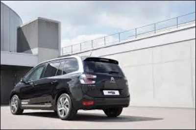 Voici une Citroën...