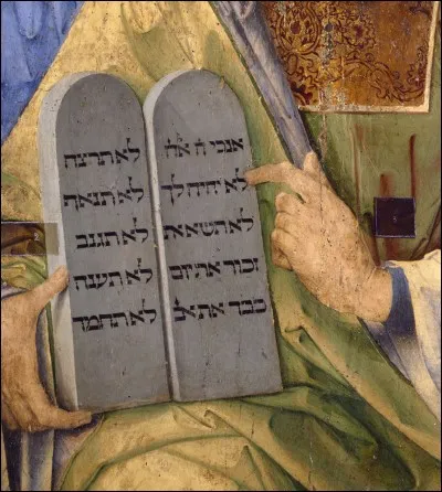 Dans la Bible, &agrave; qui firent remises les Tables de la Loi ?
