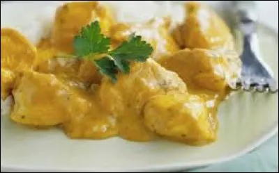 Quelle épice donne son nom à une recette de poulet très connue ?