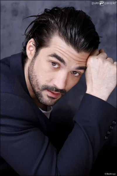 Qui est cette célébrité ?