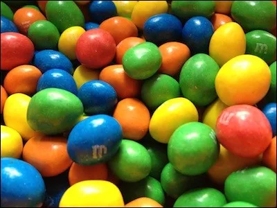 Quelle est la marque de ces bonbons ?