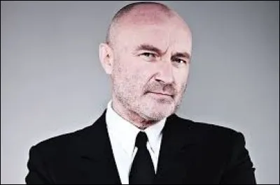Quel était le nom du groupe dans lequel Phil Collins a débuté batteur puis chanteur principal ?