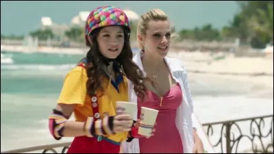 Dans quel épisode Ámbar pousse-t-elle Luna dans la piscine ?