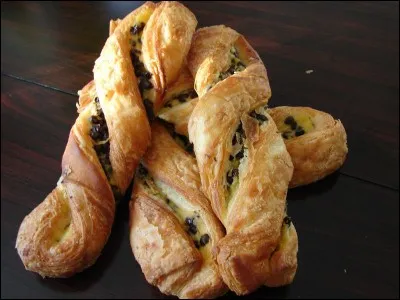 Quel nom donne-t-on à cette viennoiserie ?
