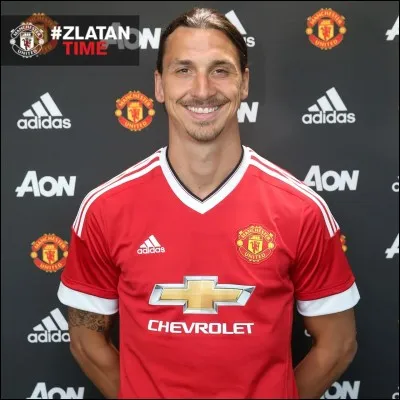 Quel est le num&eacute;ro de maillot d'Ibrahimovicsaison 2016/17 ?