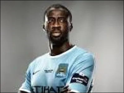 Quel est le num&eacute;ro de maillot de Yaya Touresaison 2016/17 ?