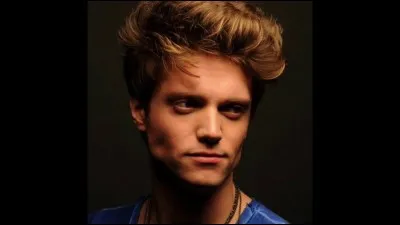 Le vrai prénom de Nico est...