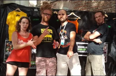 Quel est le nom de ce groupe de rock ?