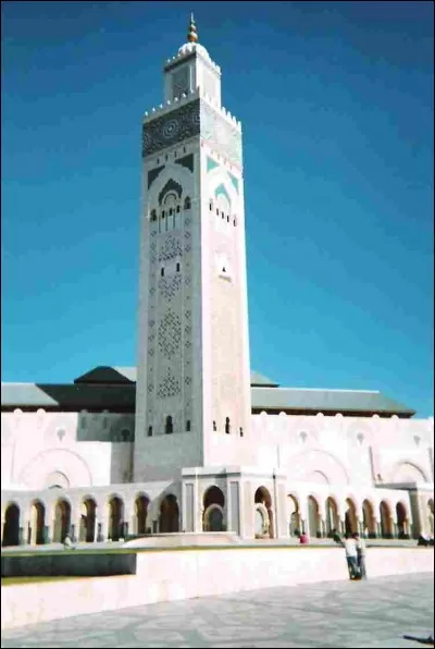 Qui fait l'appel à la prière ?