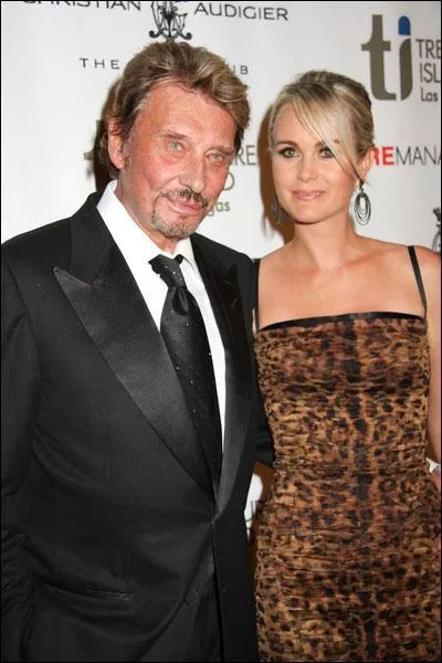 Qui sont ce clbre chanteur du rock 'n' roll et son pouse ?