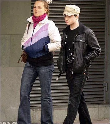 Qui sont cet acteur de Harry Potter et sa petite amie ?