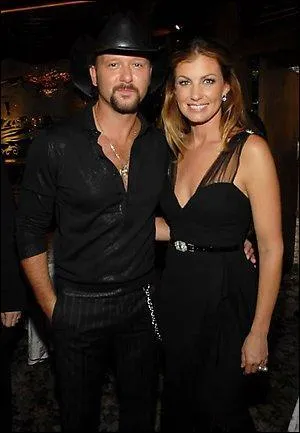 Qui sont ce chanteur et cette chanteuse de country ?