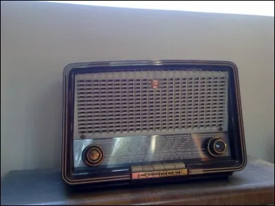 Qui a animé, durant 30 ans, "Le jeu des 1000 francs" créé en 1958 sur France Inter ?