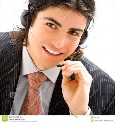 Comment s'appelle l'assistant de Vroumi ?