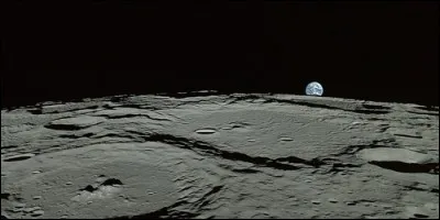 Il y a du vent et de la pluie sur la Lune.