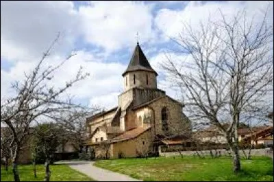 Commune de Haute-Vienne, dans le parc naturel régional Périgord-Limousin, Saint-Auvent se situe dans l'ancienne région ...