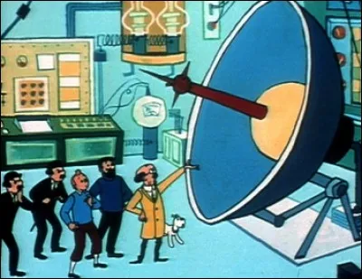 Quel est le premier bouquet de télévision français par satellite ?