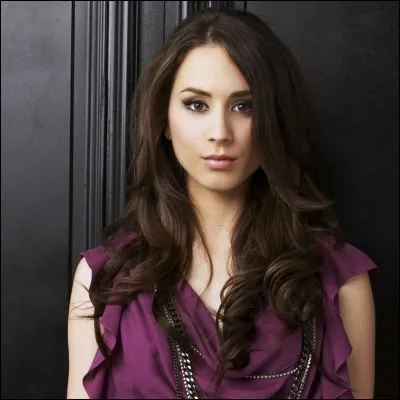 Qui était la concurrente de Spencer durant les élections au lycée ?