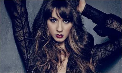 Pour quelle raison Spencer est-elle allée dans un hôpital psychiatrique ?