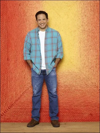 Qui est Joe Nieves ?