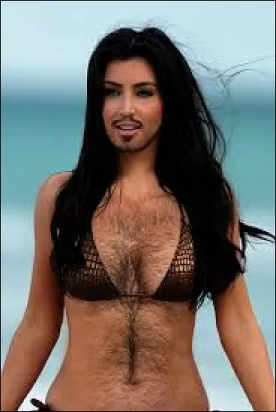 Comment dit-on « femme poilue » en japonais ?