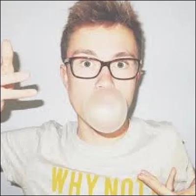Qui est ce YouTubeur ?