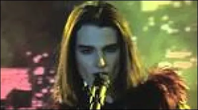 Quelle tradition, tr&egrave;s sp&eacute;ciale chez les vampires, fait que tous les gar&ccedil;ons vampires invitent toutes leurs ex pour une f&ecirc;te ?