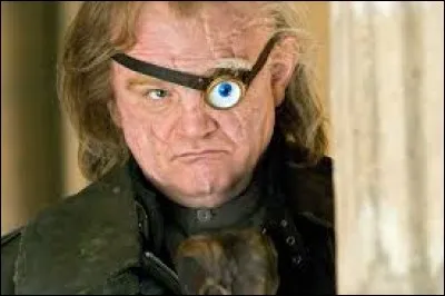 Qui était l'imposteur qui a pris l'apparence de Maugrey Fol il dans "Harry Potter et la Coupe de feu" ?