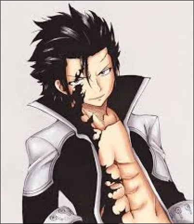 De qui Grey est-il amoureux ?