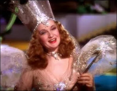 De quelle partie du monde Glinda est-elle la gentille sorcière ?