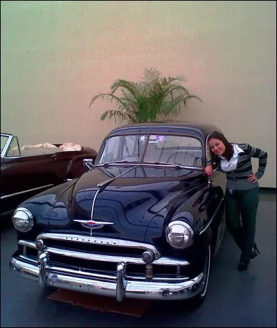 Comment s'appelle l'ancien champion légendaire dans "Cars" ?