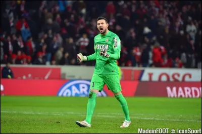 Dans quel(s) club(s) a joué Danijel Subasic ?