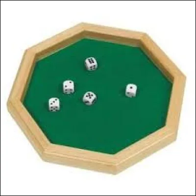 "Y" comme "Yahtzee". Ce jeu de société, où l'on doit engranger le maximum de points en effectuant des combinaisons à l'aide de cinq dés, est plus connu sous l'appellation de :